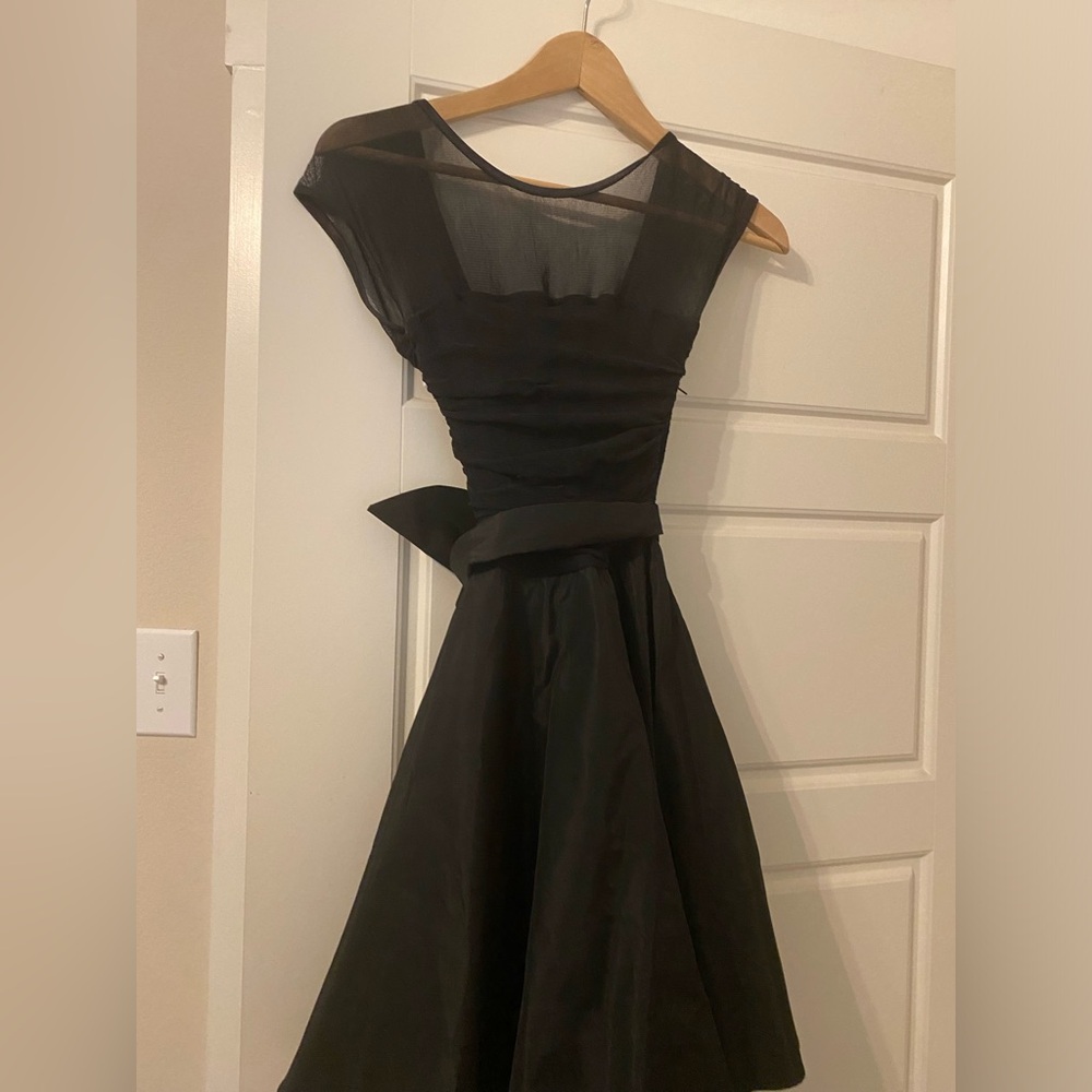 Vintage ‘90s Roberta mesh and silk shantung black dress